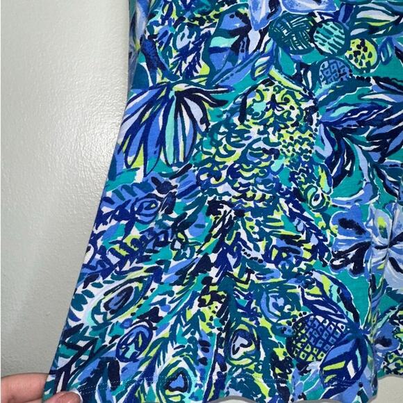 Lilly Pulitzer Maci Twist Front Top Bennet Blue Sneak a Peak Size Small Blue - Picture 7 of 8
